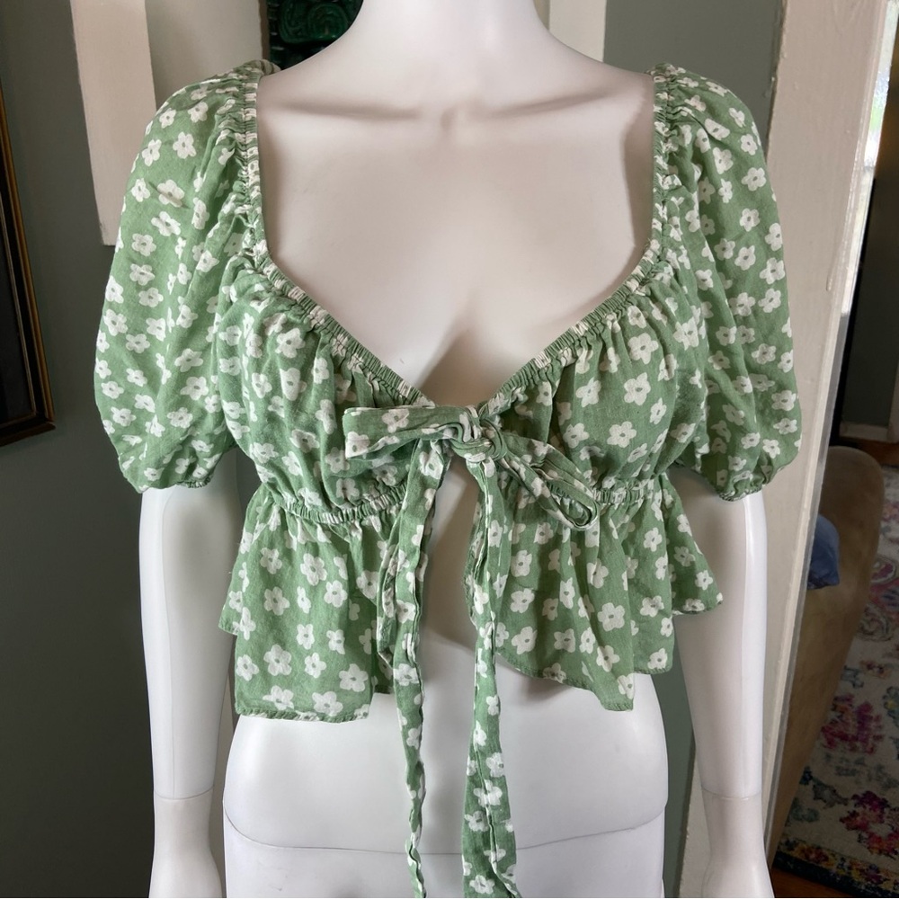 Sabo Skirt Green Floral Tie-Front Blouse Crop Top Peplum Ditsy Large L Cropped